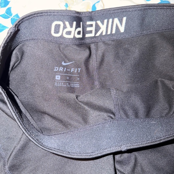 Nike Pro Dri-FIT Black Shorts - Picture 3 of 3